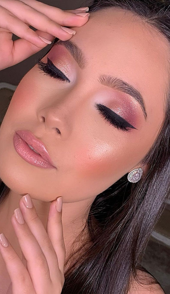 Beautiful Makeup Ideas That Are Absolutely Worth Copying Pink Glam Makeup Look