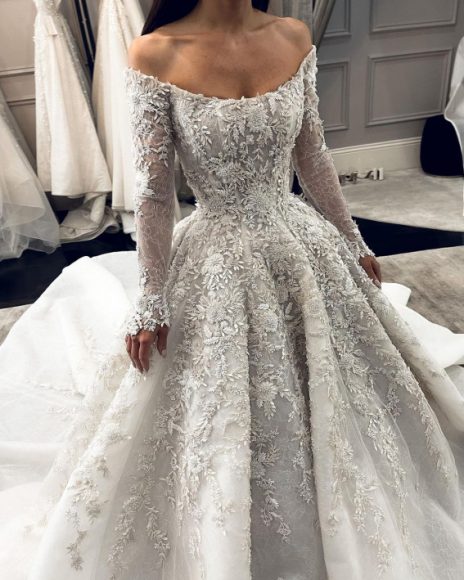 Breathtaking Wedding Dresses In Off The Shoulder Long Sleeve