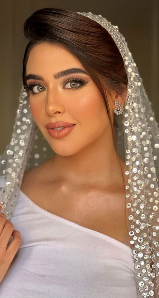 Romantic Wedding Makeup Ideas Brown Hair Hazel Eyes