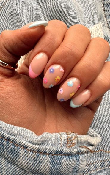 50 Cute Summer Nails For 2023 Flower French Pastel Tips