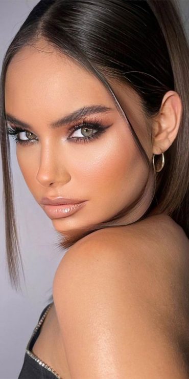 Radiant Makeup Looks To Make You Glow On Your Big Day Smokey Eyes