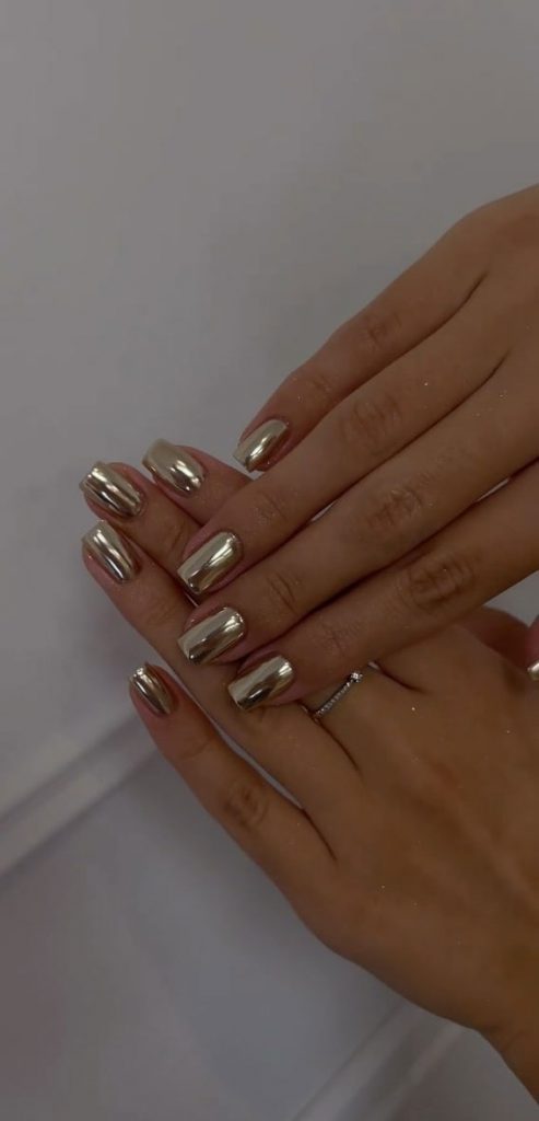 40 Brilliant Chrome Nail Art Designs Simple Chrome Short Nails