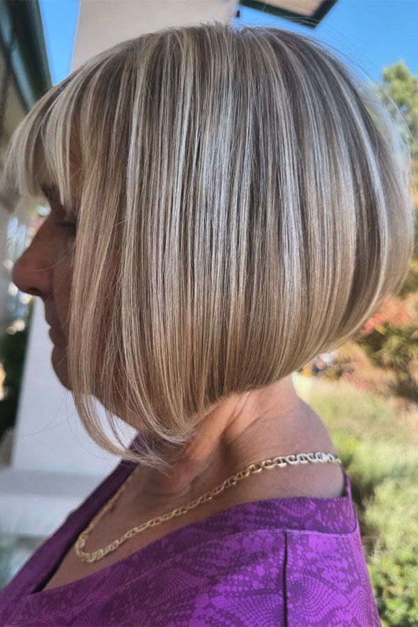 Sleek Blonde Bob With Bangs For Straight Hair Layered Haircuts For