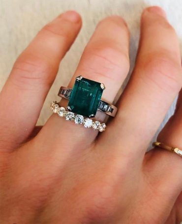 75 Unique Engagement Rings With Glamorous Charm