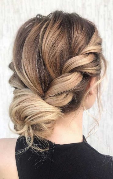 The best wedding hairstyles 2019