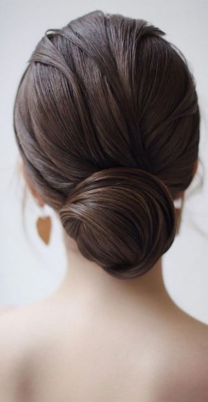 49 Beautiful & Romantic Wedding Hairstyles - Low Bun