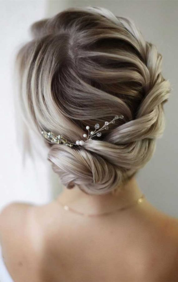 65 The Most Romantic Wedding Hairstyles 2019 4337