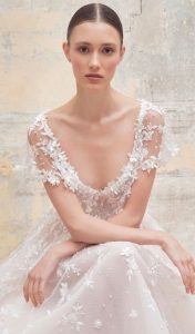 These breathtaking wedding dresses we can't get enough of