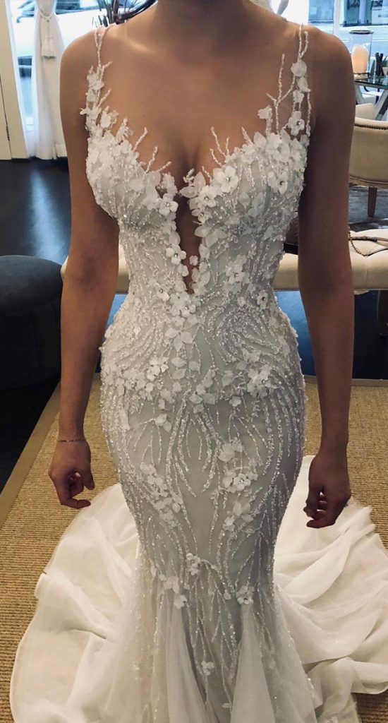 33 Breathtakingly beautiful wedding gowns with amazing details