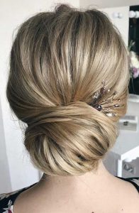 Elegant wedding hairstyles for beautiful brides