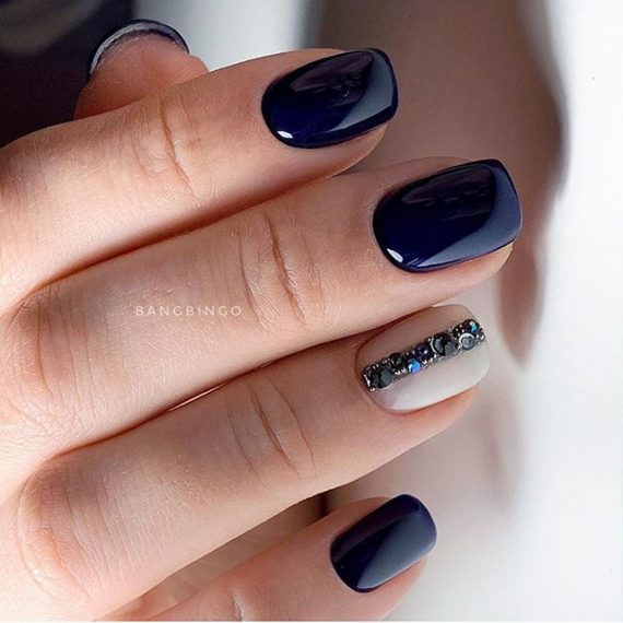 Elegant Navy Blue Nail Colors And Designs For A Super Elegant Look