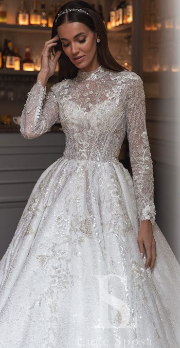 These Long sleeve wedding dresses are showstopper