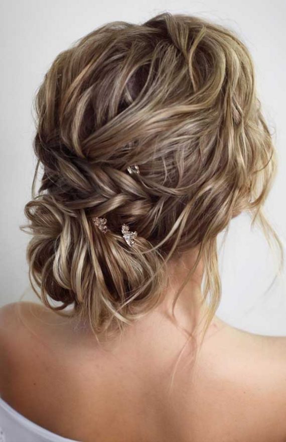 Bridal hairstyles that perfect for ceremony and reception 19