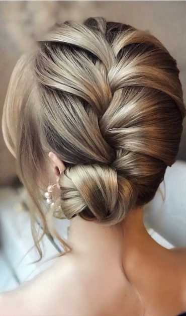 Bridal hairstyles that perfect for ceremony and reception 28