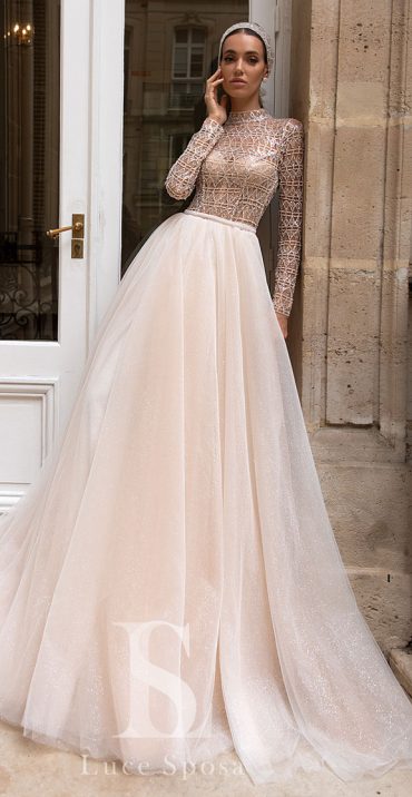 These Long sleeve wedding dresses are showstopper