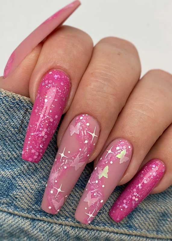 Buy Beige and Glittery Bolder Glitz Press on Nails Best Selling Trending Nail  Designs for a Glamorous Look Online in India - Etsy