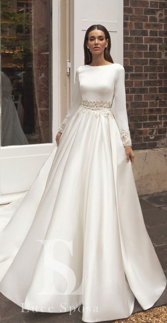 These Long sleeve wedding dresses are showstopper