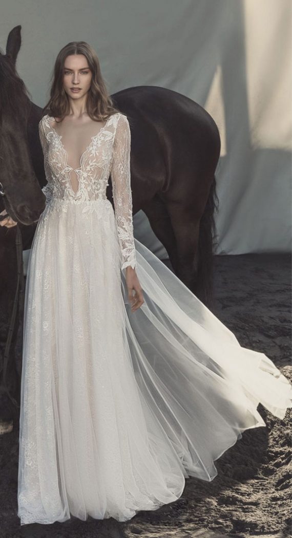 These Long sleeve wedding dresses are showstopper