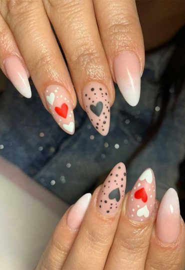 Gorgeous Valentine's Day Nail Art Designs 4