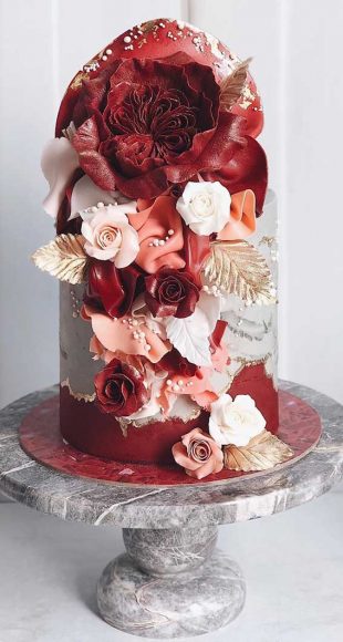 These Wedding Cakes Are Works Of Art - Silver And Red