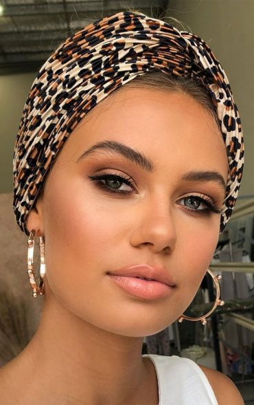 Gorgeous Neutral Makeup ideas For Any Occasion