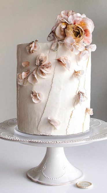 These wedding cakes are works of art