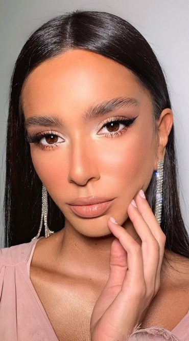 49 Incredibly Beautiful Soft Makeup Looks For Any Occasion Soft Glam For Dark Hair
