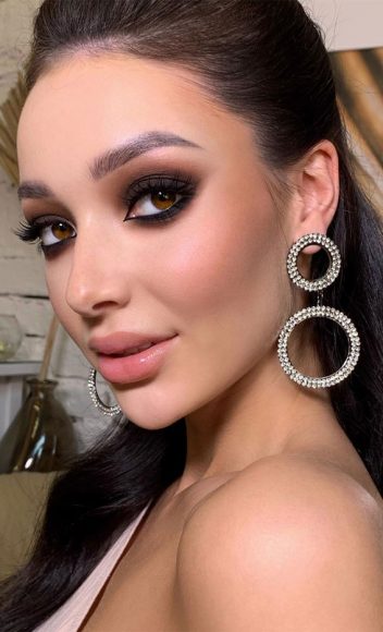 32 Glamorous Makeup Ideas For Any Occasion Smokey Eye Makeup Look 3729