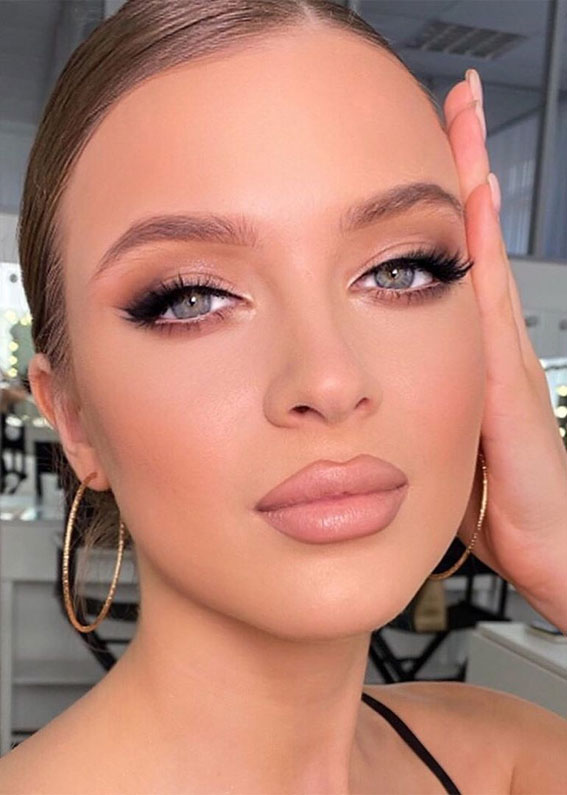 49 Incredibly Beautiful Soft Makeup Looks For Any Occasion Soft Look With Subtle Smokey