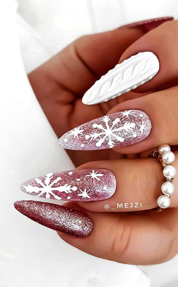 Festive Christmas Nail Art Ideas : Purple Christmas Nails