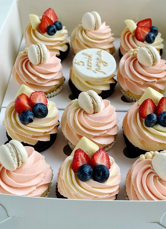 59-pretty-cupcake-ideas-for-wedding-and-any-occasion-vanilla-and-rose-pink-buttercream