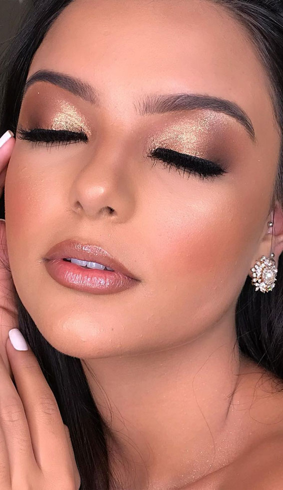 49 Incredibly Beautiful Soft Makeup Looks For Any Occasion : Shimmery  smokey bridal look