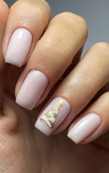 Festive Christmas Nail Art Ideas : Simple Christmas Nails