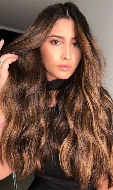 Beautiful Hair Colour Trends 2021 : Elegance and naturalness