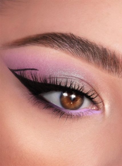 Gorgeous Makeup Trends To Be Wearing In 2021 Lilac And Graphic Line 1164