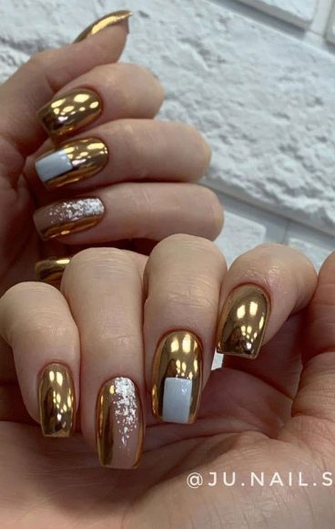 Most Beautiful Nail Designs You Will Love To wear In 2021 : Metallic