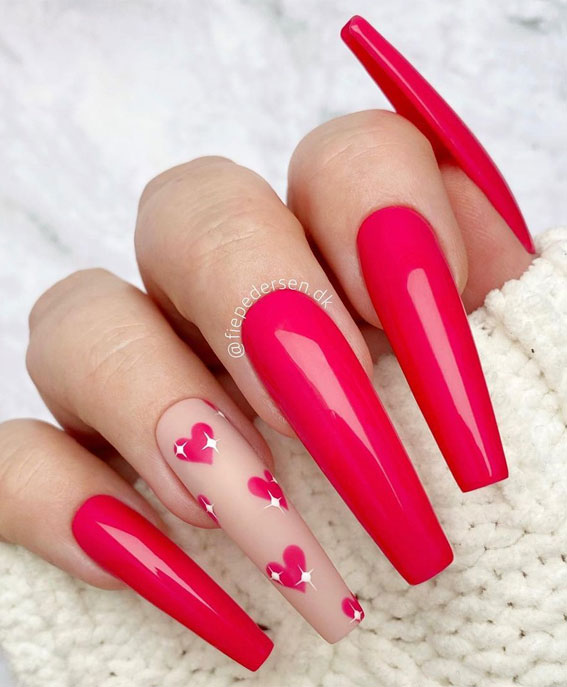 42 Cute Valentine's Day Nails for 2022 : Acrylic Pink Heart Nails