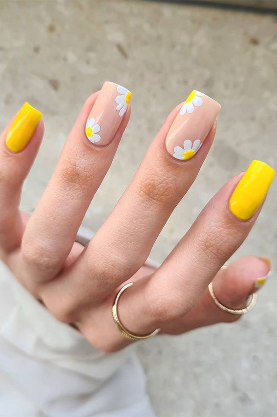 Daisy Flowers Nail Art Stickers Decals - 3D Self-Adhesive White Yellow  Sunflower Summer Nail Design for Women Girls DIY Nail Decoration 8 Sheets :  Amazon.com.au: Beauty