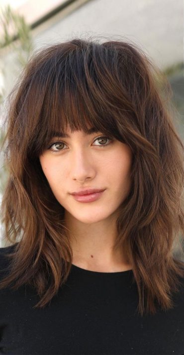 Cute Haircuts & Hairstyles with Bangs – Mid Length Layered Haircut & Bangs