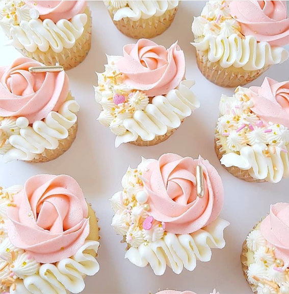 pretty buttercream cupcakes