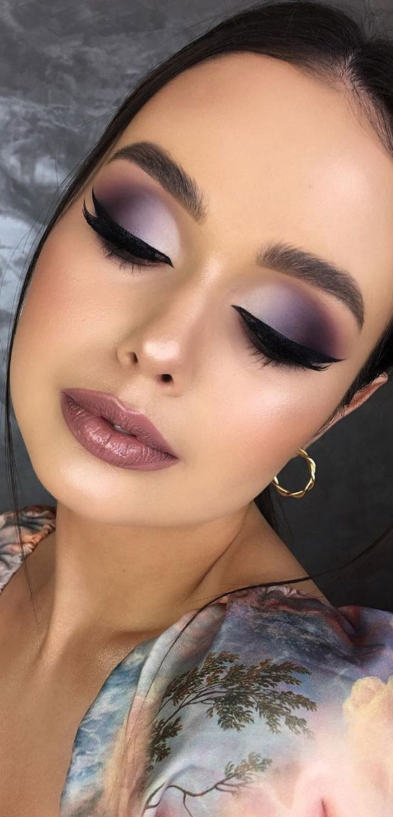 Stunning Makeup Looks Smokey Purple Eyeshadow Makeup Look