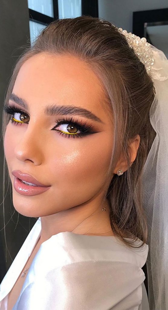 Stunning Makeup Looks 2021 Soft Glam Glowing Bridal Look 