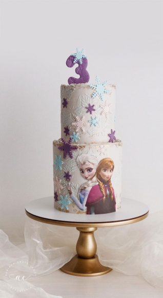 38+ Beautiful Cake Designs To Swoon : Frozen Cake for 3rd Birthday