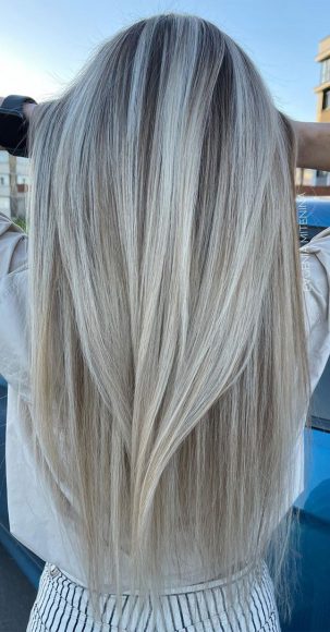 35 Best Blonde Hair Ideas & Styles For 2021 : Shadow Root Beige Blonde