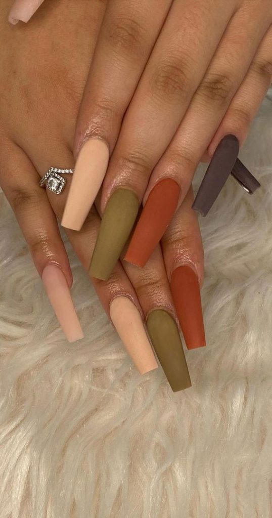 28 Trendy Brown Nail Designs 2021 : Mix n Match Fall Colour Nails