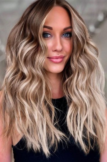 36 Chic Winter Hair Colour Ideas And Styles For 2021 Creamy Blonde Medium Length Hair 5572