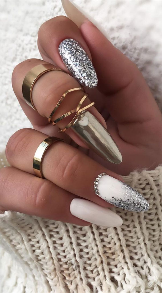 27 Charming Winter Nail Designs Chrome and White Winter Nails