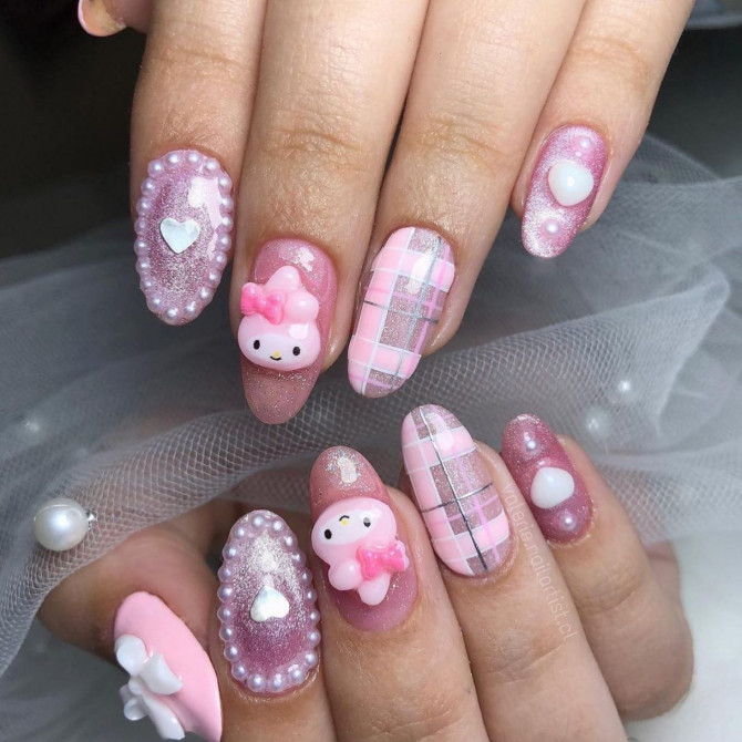  Hello Kitty Nail Art