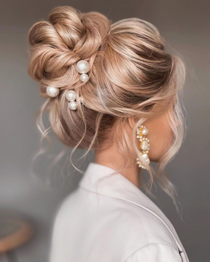How To Do A Braided Bun, The Easiest Special Occasion Updo - Lulus.com  Fashion Blog
