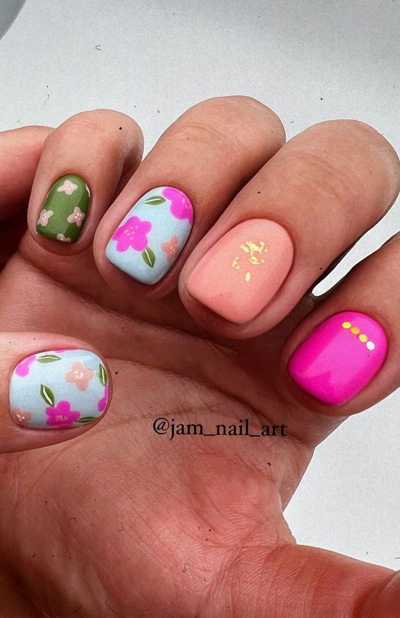 50 Trendy Summer Nail Colours & Designs : Green, Peach and Pink Short Nails